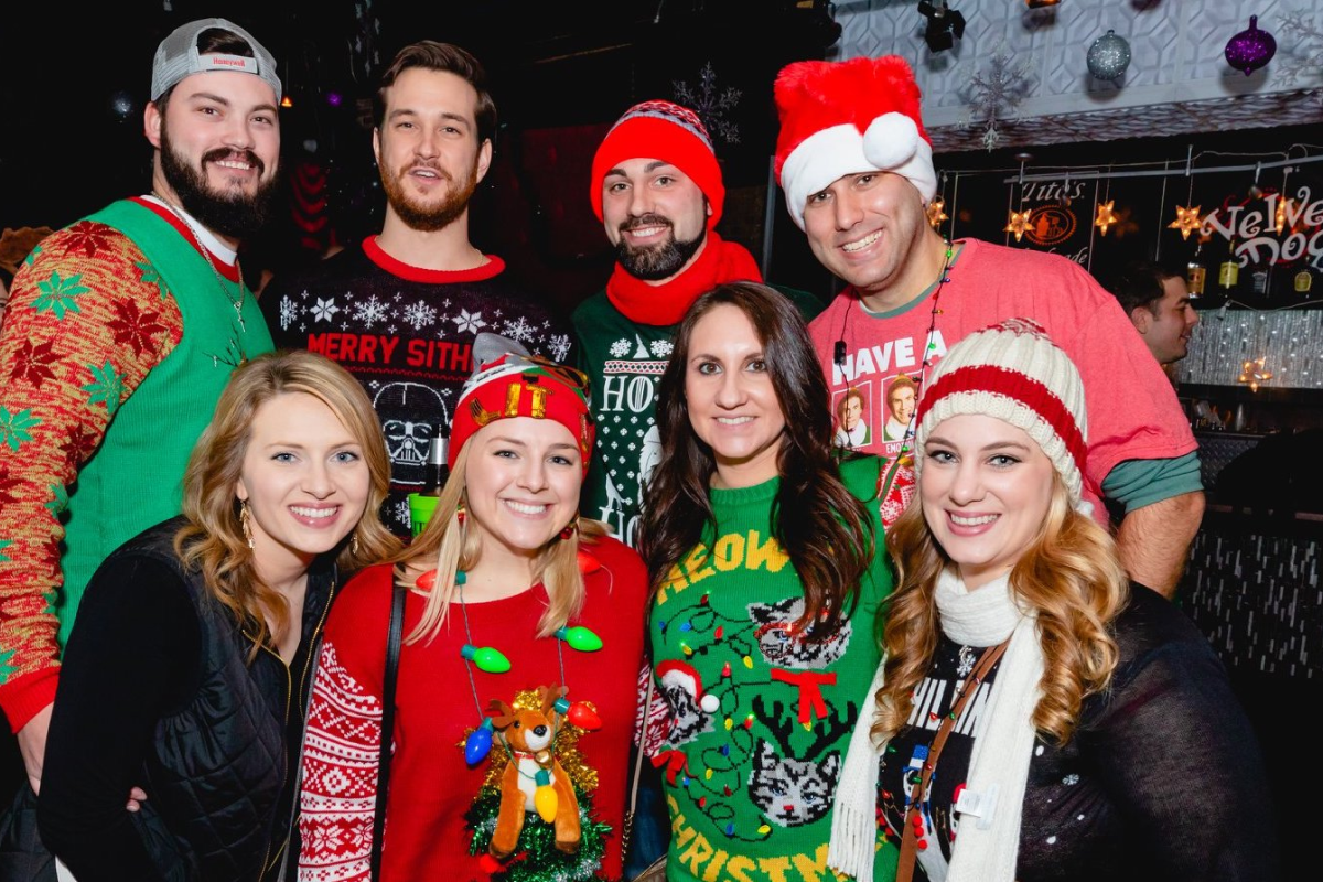 Top 10 Ugly Sweater Bar crawl Outfit Ideas