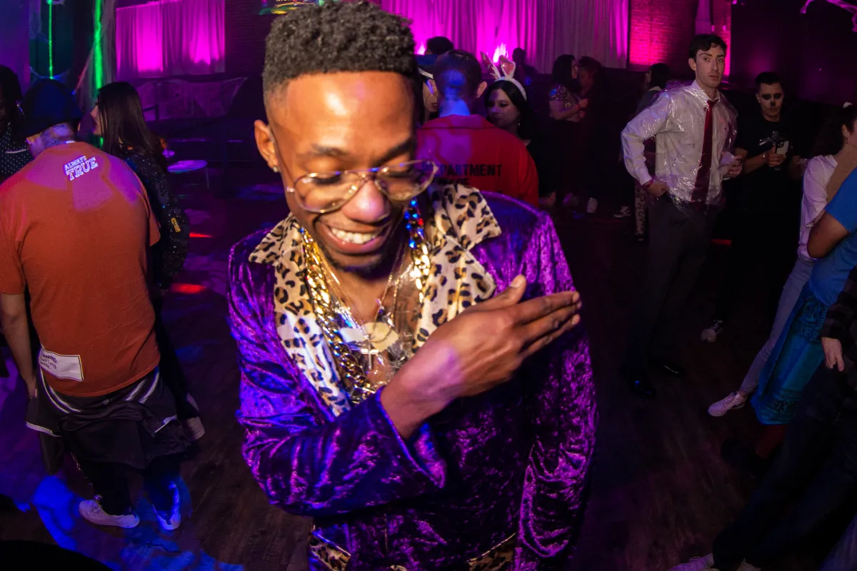 Bar Crawl Solo Experience - What It’s Like To Attend A Bar Crawl By Yourself