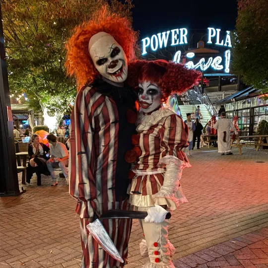 2 very pationate Halloween goers gather at Batltimore's Power Plant Live! to celebrate the Halloween Bar Crawl